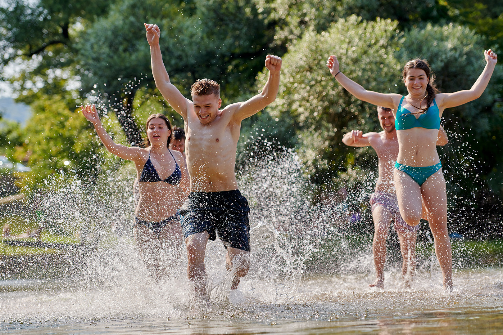 Bright Porepunkah Holiday Park, Porepunkah, BIG 4, Ovens River, Swimming